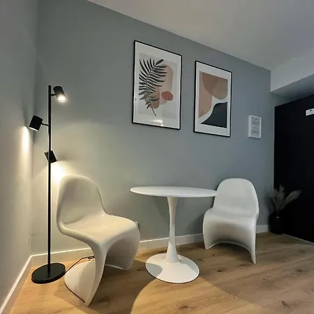 Urocze Studio Przy Rynku Breslau Exterior foto