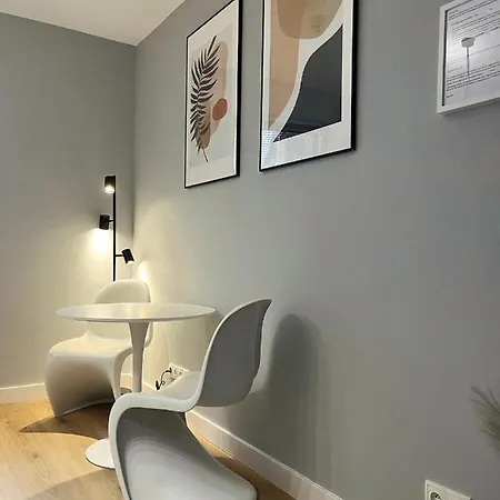 Urocze Studio Przy Rynku Breslau Exterior foto